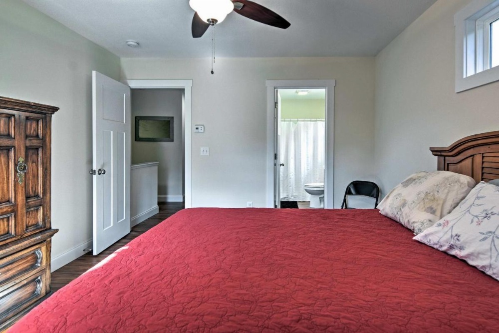 Asheville Home with 2 Patios - 10 Mins to Downtown! Image 15